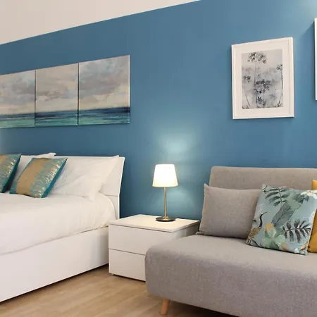 University Home Бари