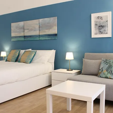 University Home شقة باري