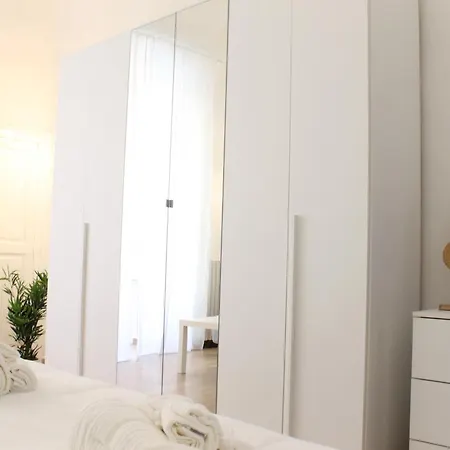 University Home باري